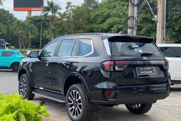 Ford Everest Platinum 4×2 2.0L AT11