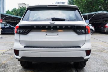 Ford Everest Ambiente mới 2.0L AT 4×21