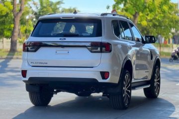 Everest Platinum Xăng 2.3L Ecoboost8