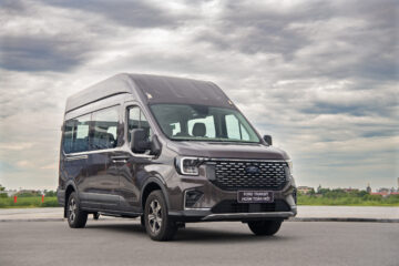 Ford Transit Premium 16 Chỗ 2024 Chính Thức Ra Mắt9