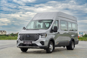 Ford Transit Premium 18 Chỗ 2024 Chính Thức Ra Mắt4