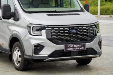 Ford Transit Premium 18 Chỗ 2024 Chính Thức Ra Mắt3