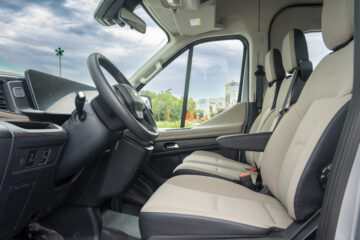 Ford Transit Premium 18 Chỗ 2024 Chính Thức Ra Mắt12